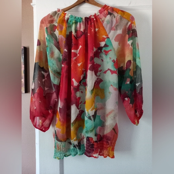 Calvin Klein floral blouse - Picture 2 of 6